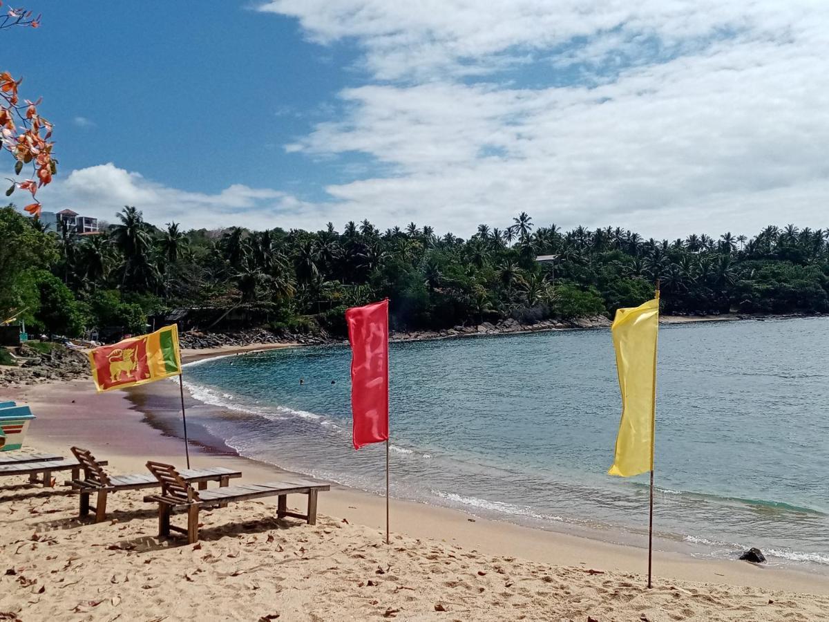 Surf Paradise Tangalle Eksteriør billede