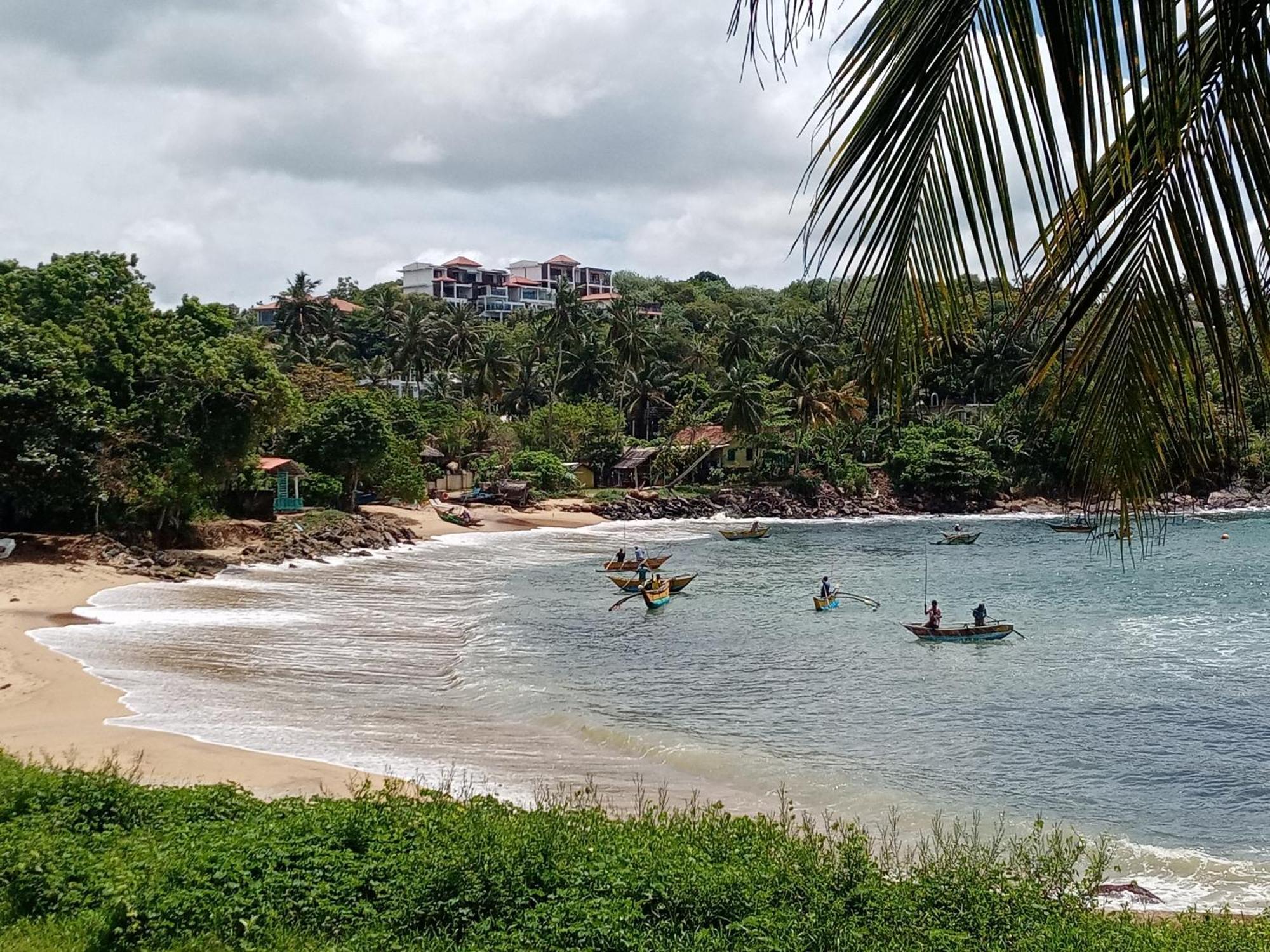 Surf Paradise Tangalle Eksteriør billede