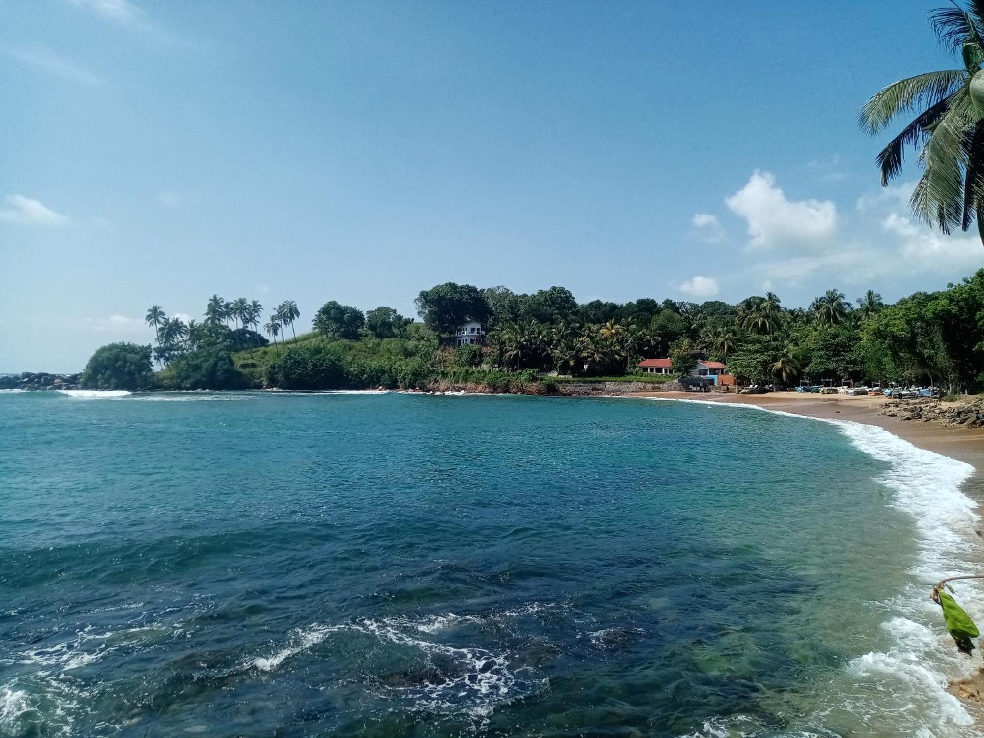 Surf Paradise Tangalle Eksteriør billede