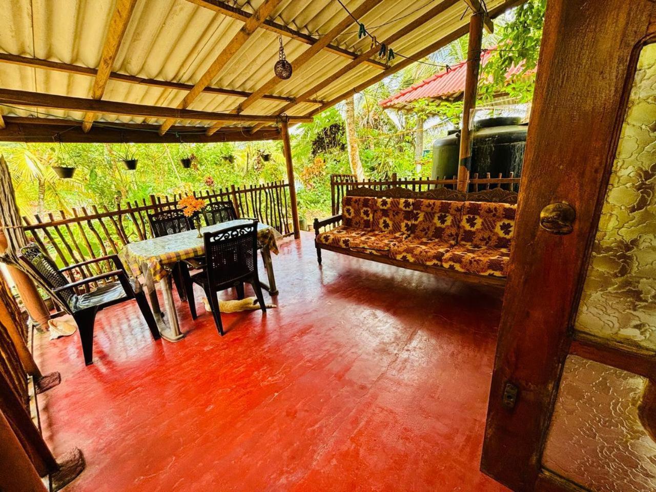 Surf Paradise Tangalle Eksteriør billede